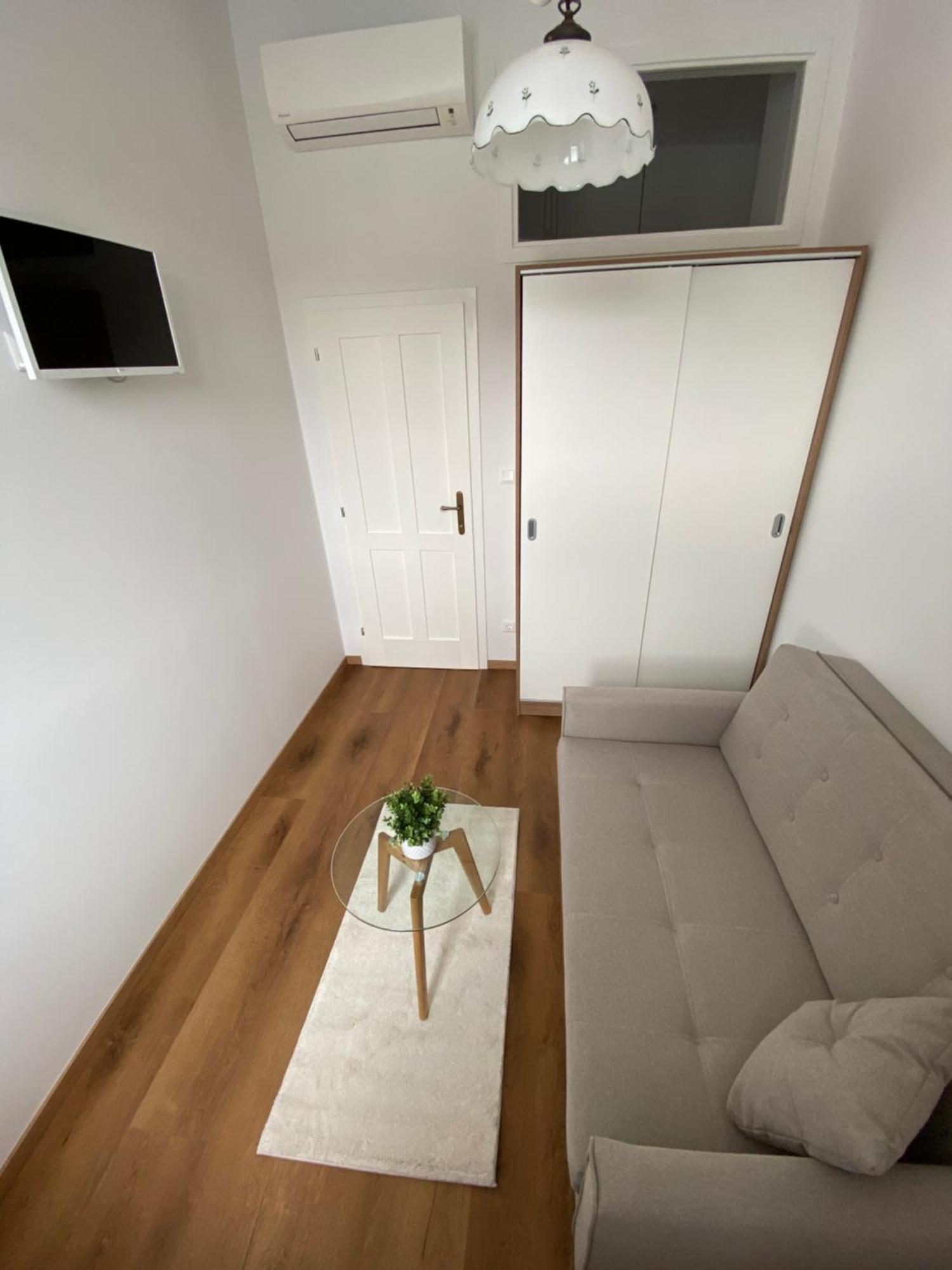 Ancora Faros Apartman Stari Grad  Szoba fotó